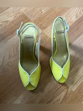 Charles Jourdan Yellow Slingback Peep-Toe Heels with matching purse